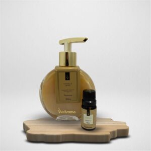 Presenteie com Afeto - Kit Sabonete Líquido Vanilla 200ml Via Aroma + Essência Vanilla 10ml Via Aroma