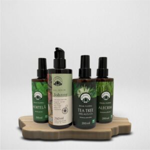 Presenteie com Afeto - Kit Gel Sérum - Johnny 260ml Bioessencia +  Água Floral  Hortelã + Tea Tree + Alecrim - 200ml Bioessencia